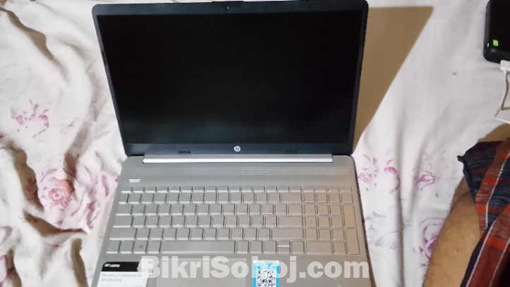 Hp 15-dw3033dx Core I3 11th Gen (8gb/256gb Ssd)